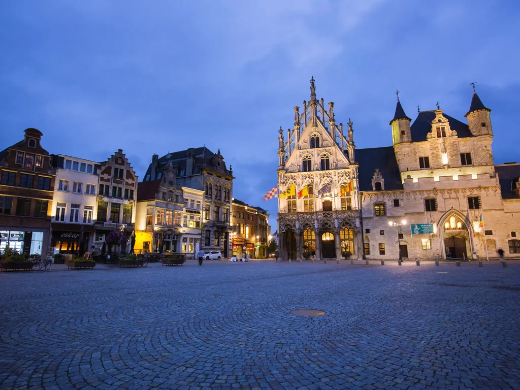 grote markt mechelen 4