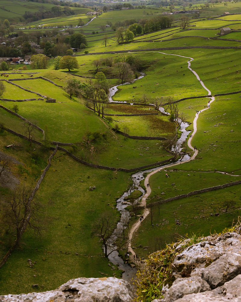malham cove walk 01 uai
