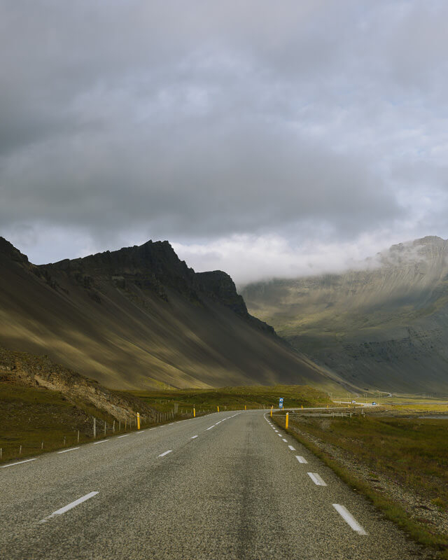driving in iceland uai