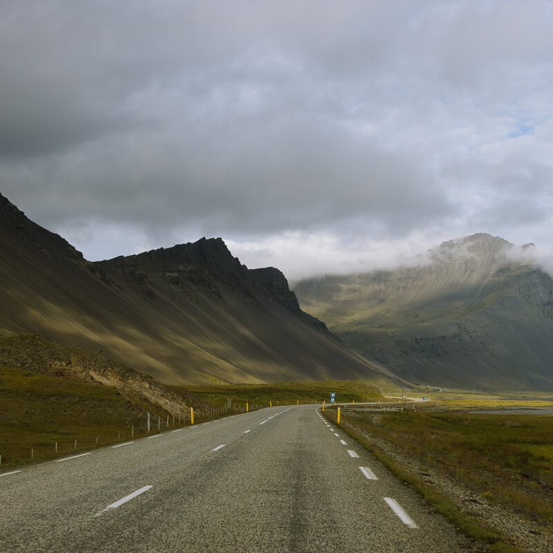 driving in iceland uai