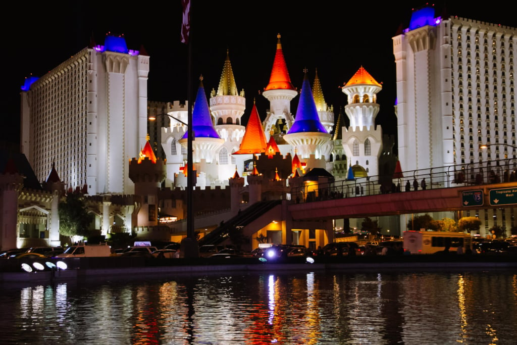 excalibur places to stay in las vegas