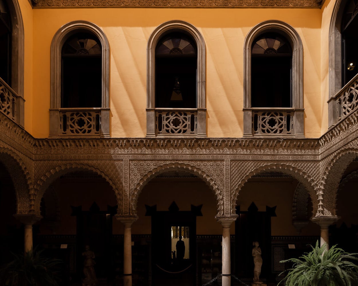 courtyard palacio condessa de lebrija seville