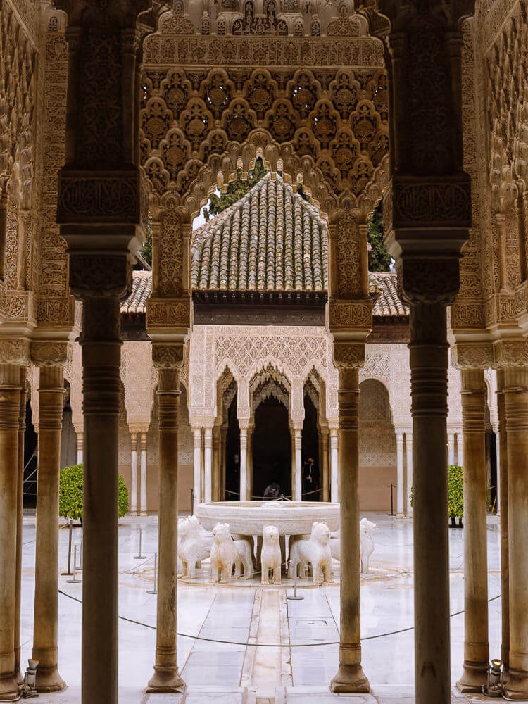 granada andalucia nasrid palaces