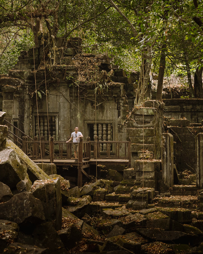cambodia travel guides