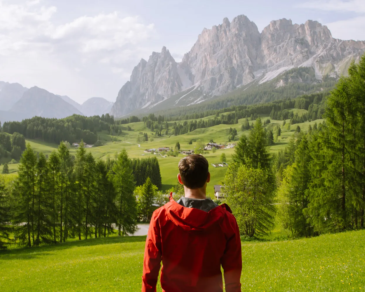 guide to cortina in the italian dolomites