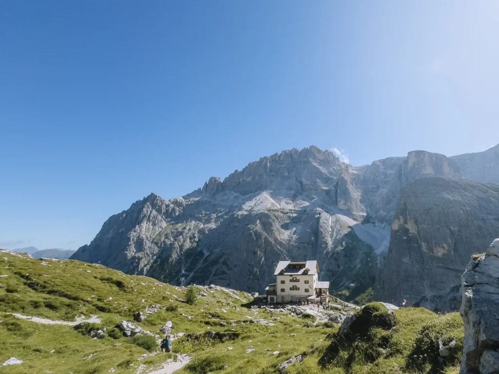 Rifugio Zsigmondy Comici 2