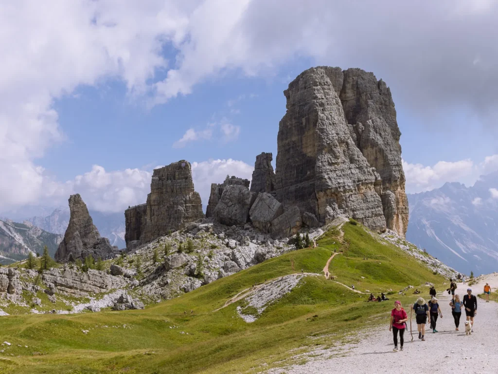 cinqui torri dolomites 2
