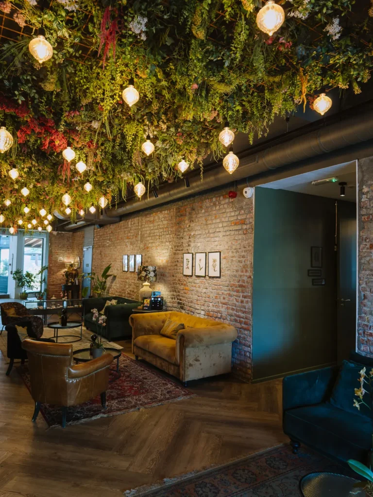 urban yard hotel