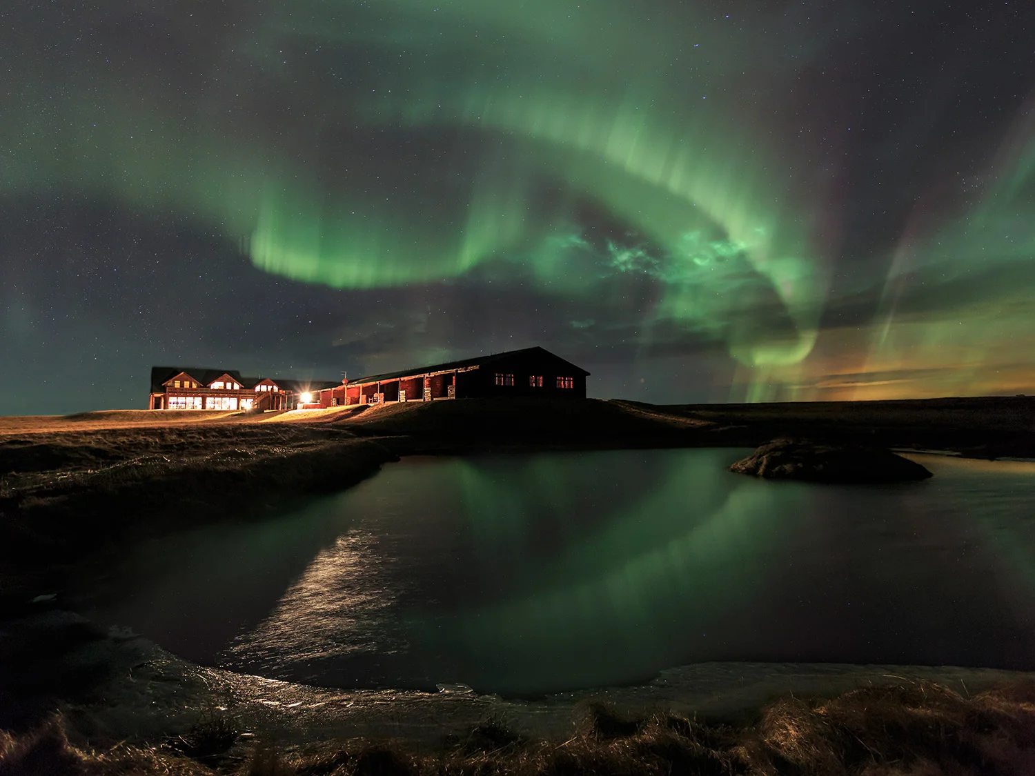 range hotel northern lights