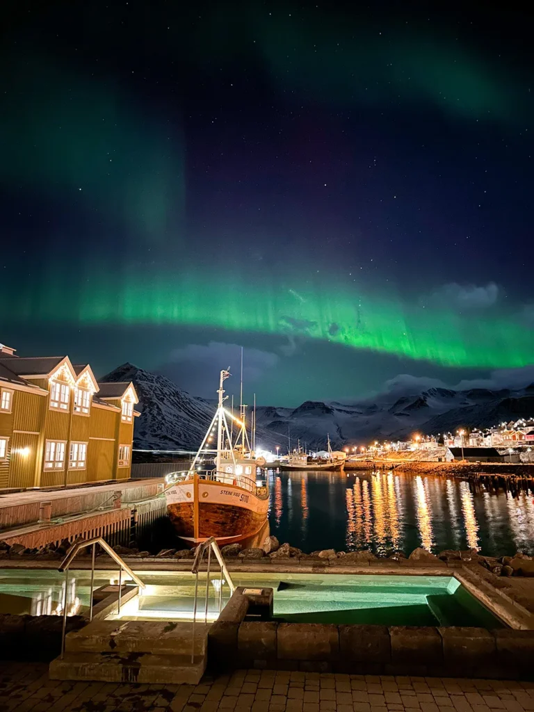 northern lights from the private hot tubs, siglo hotel