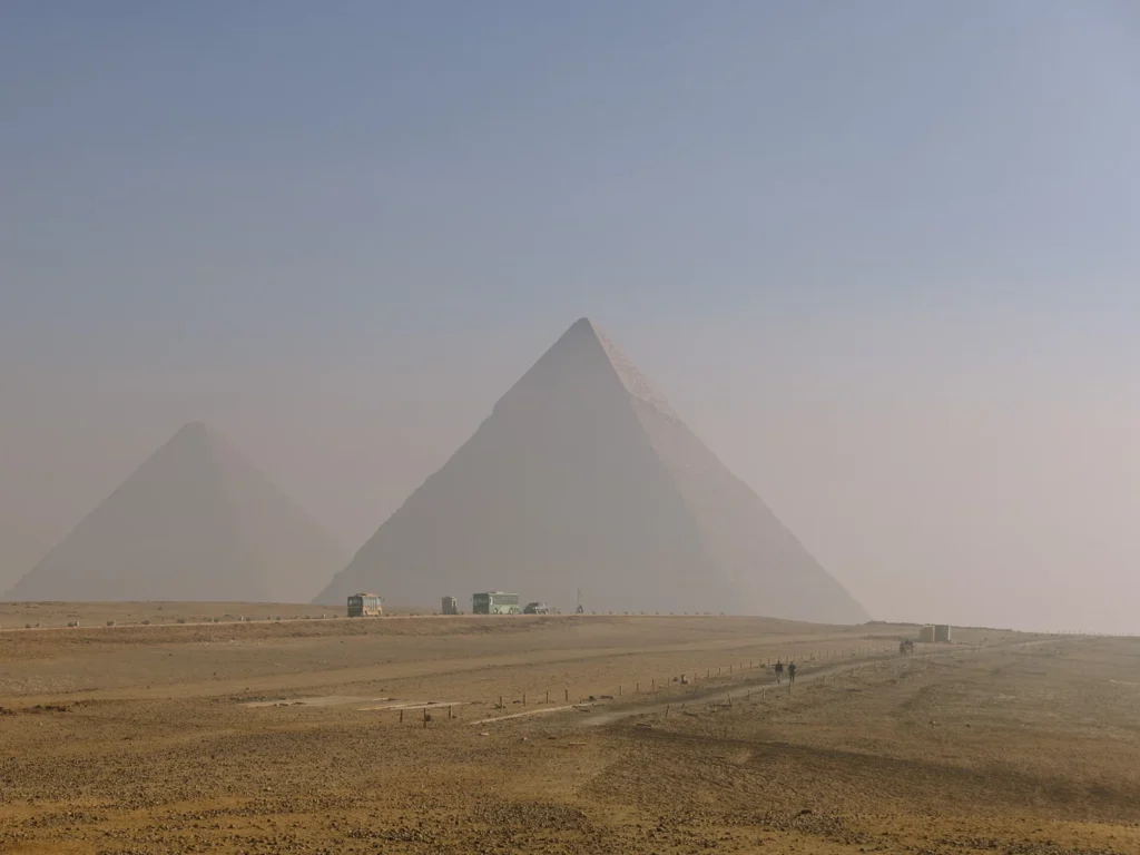 pyramids giza 15