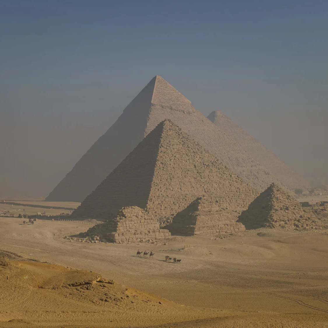 pyramids of giza