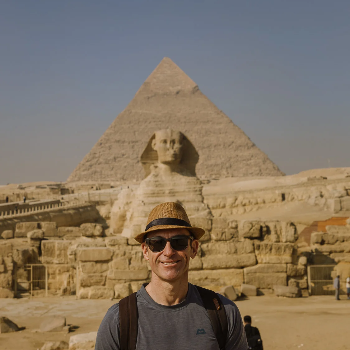 pyramids giza 24 uai