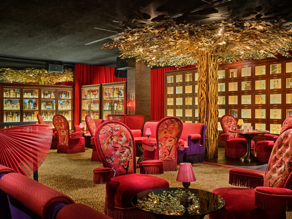 whiskey library vagabond club singapore