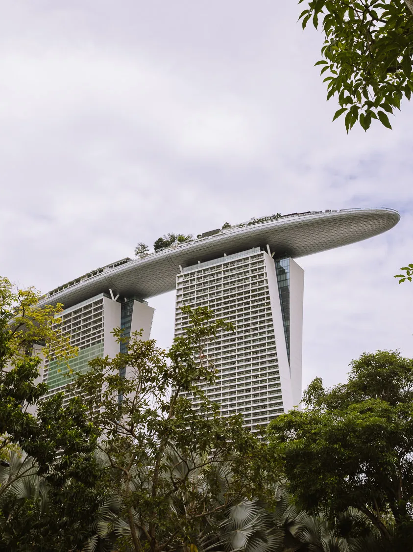 where to stay in singapore