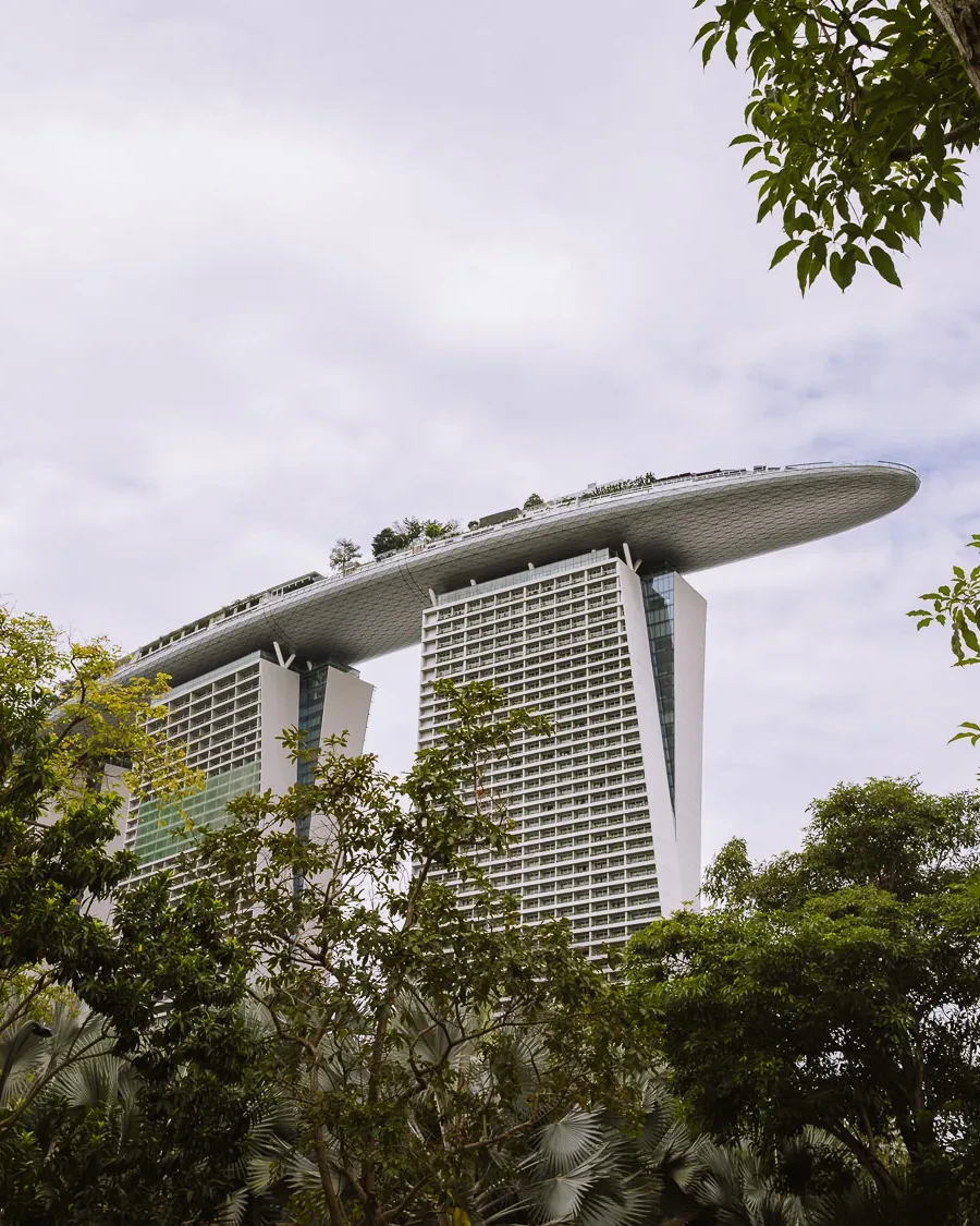 where to stay in singapore