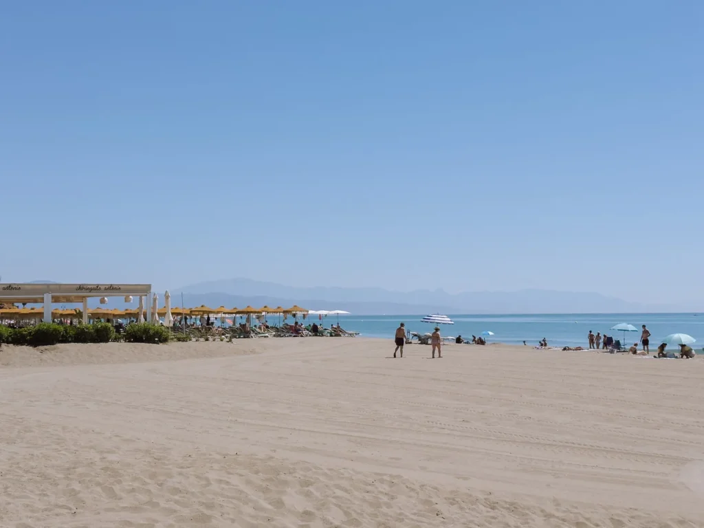 Torremolinos 3