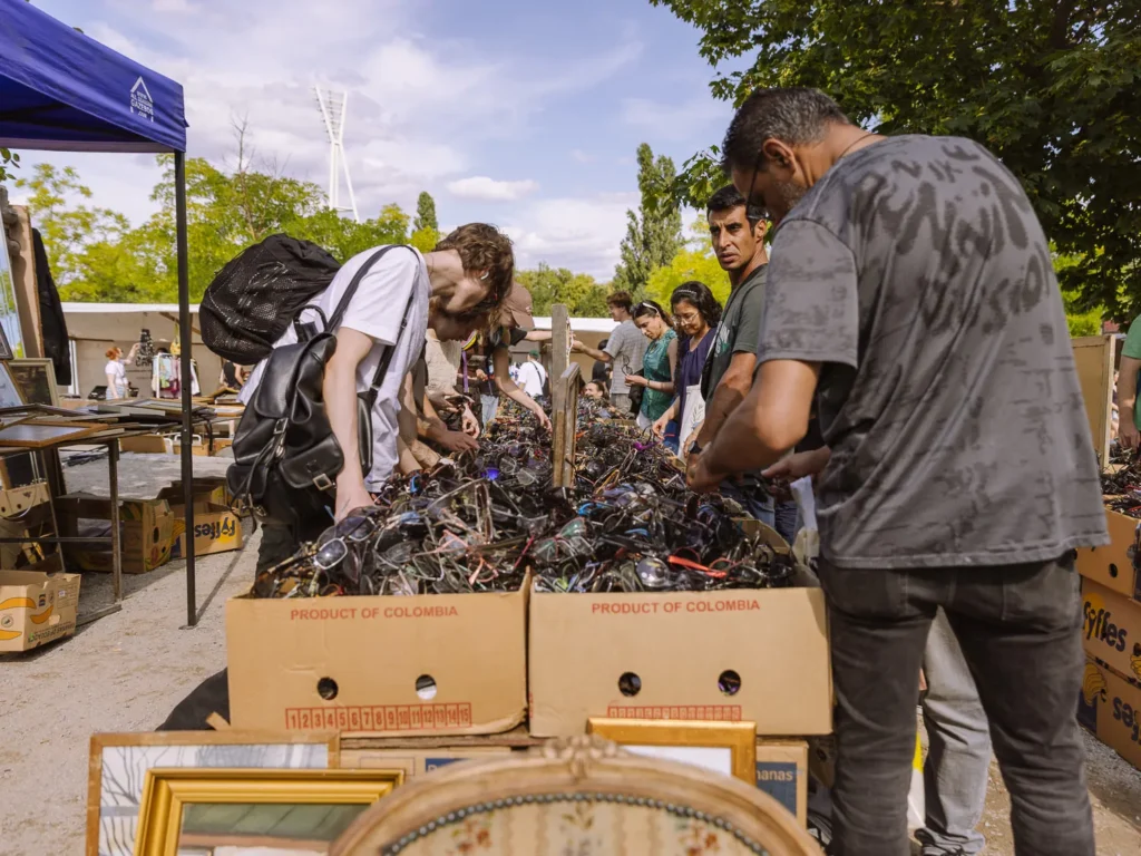 mauerpark flea market berlin 5